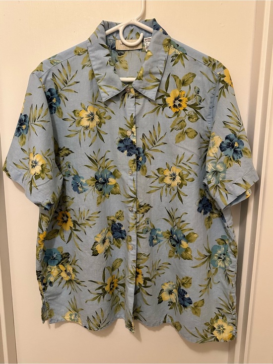 Lemongrass Tops - Light Blue Floral Button-Front Blouse with Short Sleeves XL NWOT Linen/Cotton